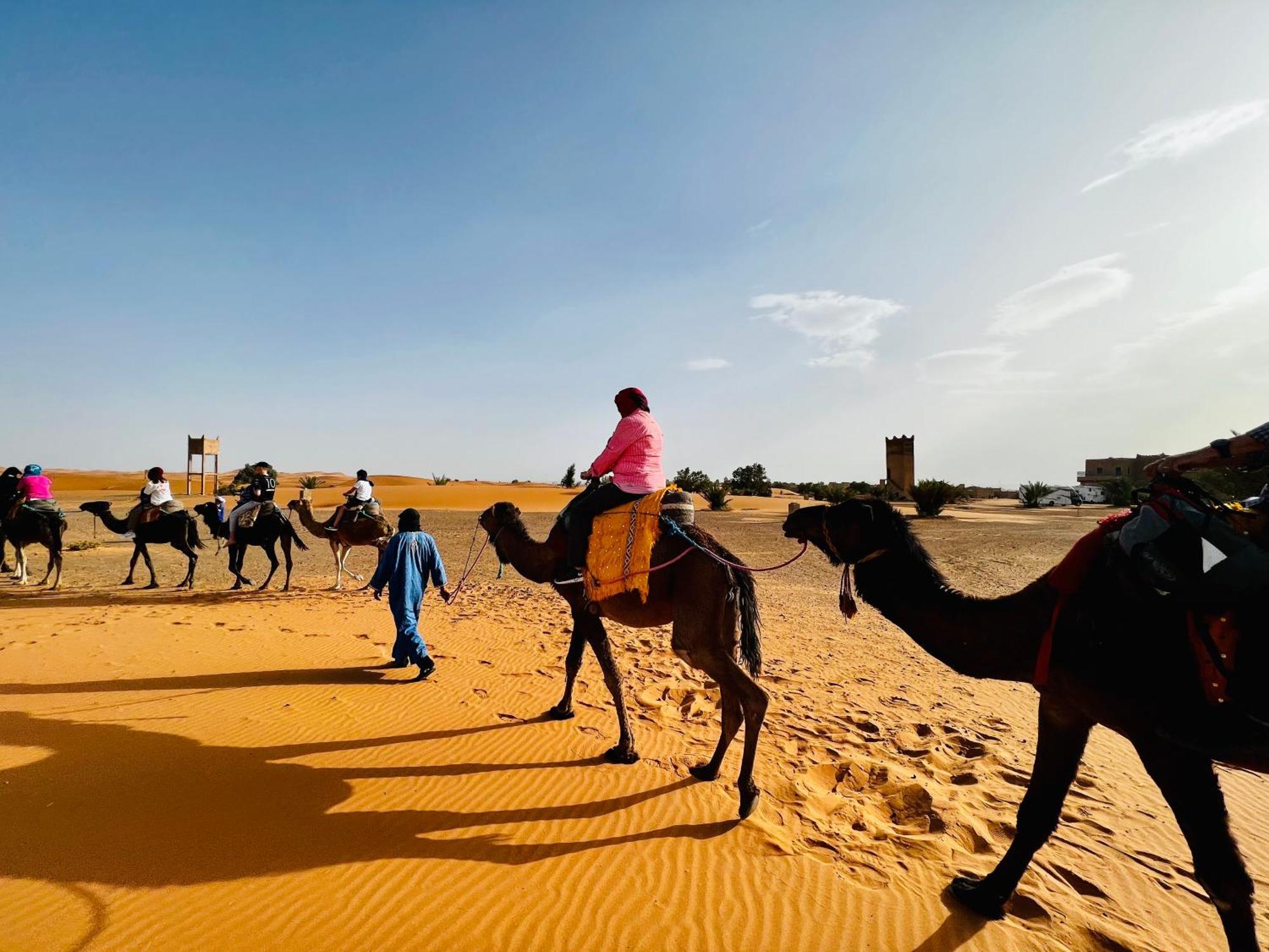 Hotel Camping Les Roses Des Dunes & Piscine Merzouga Exterior foto